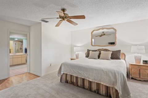 Condo in New Port Richey, Florida, 2 bedrooms  № 1684641 - photo 28