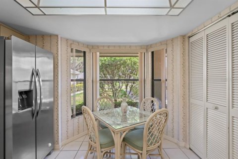 Condo in New Port Richey, Florida, 2 bedrooms  № 1684641 - photo 18