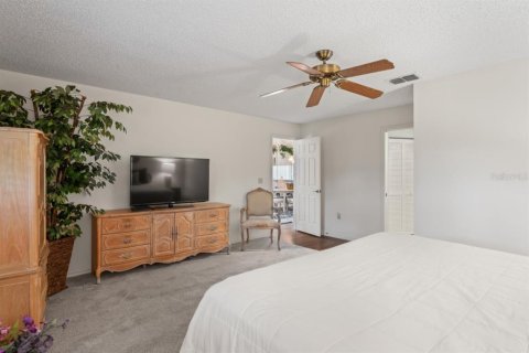 Condo in New Port Richey, Florida, 2 bedrooms  № 1684641 - photo 30