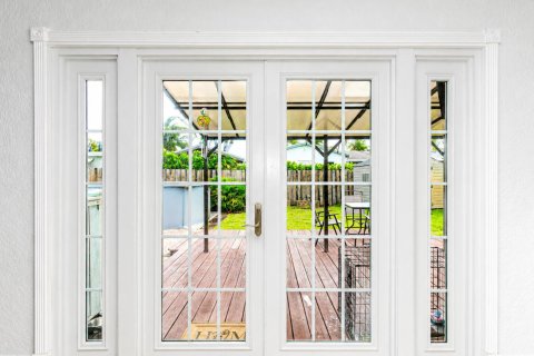 House in West Palm Beach, Florida 3 bedrooms, 131.64 sq.m. № 2177204 - photo 13