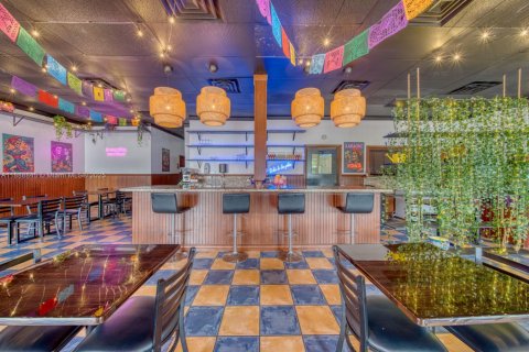 Immobilier commercial à vendre à Tamarac, Floride № 2015463 - photo 3