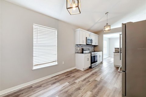 Casa en venta en Leesburg, Florida, 4 dormitorios, 175.86 m2 № 2208378 - foto 14