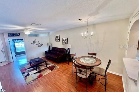 Adosado en alquiler en Spring Hill, Florida, 2 dormitorios, 124.02 m2 № 2105193 - foto 11