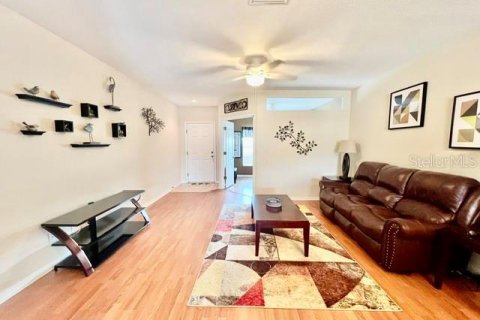 Adosado en alquiler en Spring Hill, Florida, 2 dormitorios, 124.02 m2 № 2105193 - foto 6