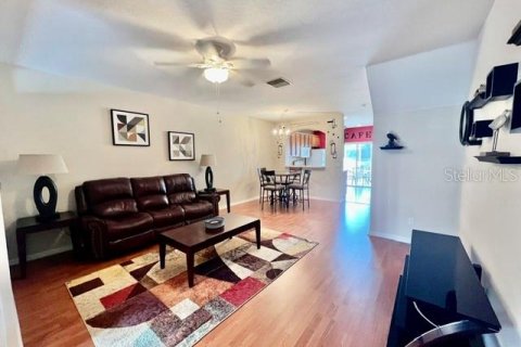 Adosado en alquiler en Spring Hill, Florida, 2 dormitorios, 124.02 m2 № 2105193 - foto 8