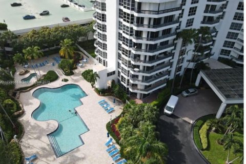 Condo in Aventura, Florida, 3 bedrooms  № 1726779 - photo 6