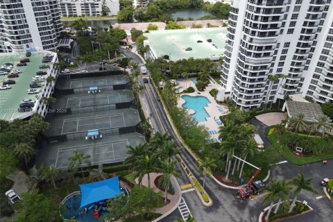 Condo in Aventura, Florida, 3 bedrooms  № 1726779 - photo 5