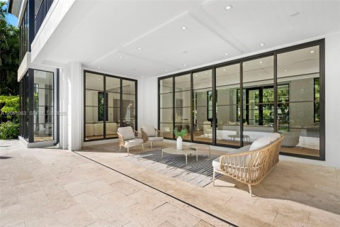 Casa en venta en Coral Gables, Florida, 5 dormitorios, 378.48 m2 № 2192129 - foto 20