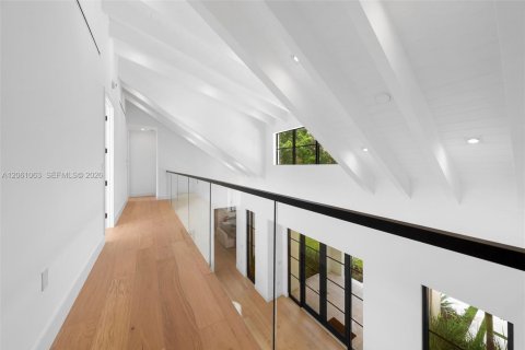Casa en venta en Coral Gables, Florida, 5 dormitorios, 378.48 m2 № 2192129 - foto 26