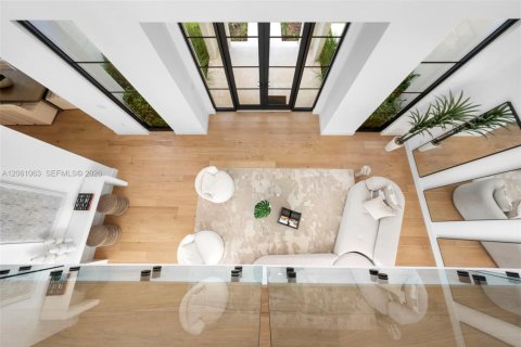 Casa en venta en Coral Gables, Florida, 5 dormitorios, 378.48 m2 № 2192129 - foto 27