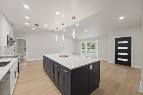 Villa ou maison à vendre à Loxahatchee Groves, Floride: 3 chambres, 154.12 m2 № 2400672 - photo 8