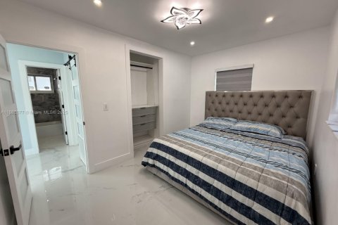 Casa en alquiler en Miami, Florida, 3 dormitorios, 106.37 m2 № 2012525 - foto 29