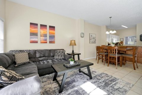 Touwnhouse à vendre à Kissimmee, Floride: 3 chambres, 119.94 m2 № 2144809 - photo 5