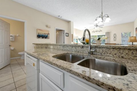 Touwnhouse à vendre à Kissimmee, Floride: 3 chambres, 119.94 m2 № 2144809 - photo 9