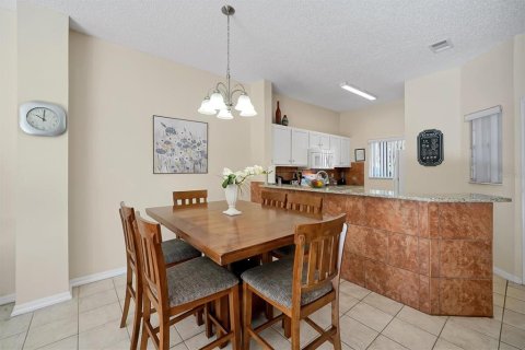 Touwnhouse à vendre à Kissimmee, Floride: 3 chambres, 119.94 m2 № 2144809 - photo 11