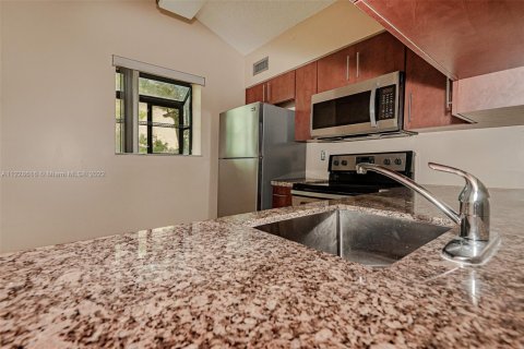 Copropriété à vendre à Oakland Park, Floride: 2 chambres, 107.77 m2 № 1750353 - photo 8