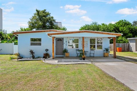 Casa en Saint Petersburg, Florida 2 dormitorios, 95.69 m2 № 2378245