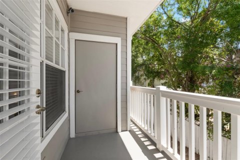 Condo in Tampa, Florida, 1 bedroom  № 1586273 - photo 29