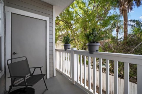 Condo in Tampa, Florida, 1 bedroom  № 1586273 - photo 30