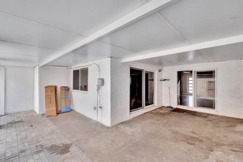 Adosado en alquiler en Fort Lauderdale, Florida, 3 dormitorios, 154.96 m2 № 1175424 - foto 1