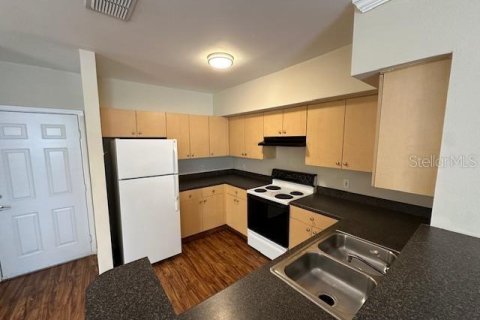 Touwnhouse à louer à Celebration, Floride: 2 chambres, 110.37 m2 № 2413823 - photo 4