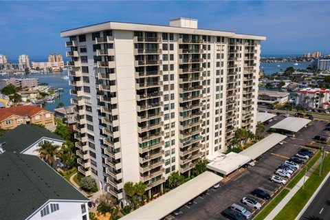 Condominio en venta en Clearwater, Florida, 2 dormitorios, 129.13 m2 № 2115133 - foto 2