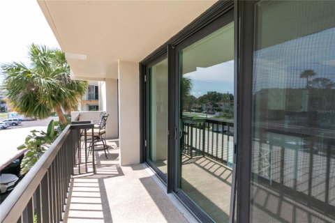 Condominio en venta en Clearwater, Florida, 2 dormitorios, 129.13 m2 № 2115133 - foto 14