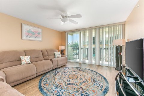 Condominio en venta en Clearwater, Florida, 2 dormitorios, 129.13 m2 № 2115133 - foto 9