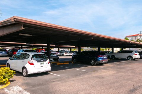 Condominio en venta en Clearwater, Florida, 2 dormitorios, 129.13 m2 № 2115133 - foto 29