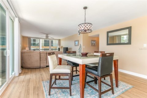 Condominio en venta en Clearwater, Florida, 2 dormitorios, 129.13 m2 № 2115133 - foto 8