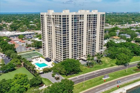 Condominio en venta en Tampa, Florida, 2 dormitorios, 158.12 m2 № 1837487 - foto 2