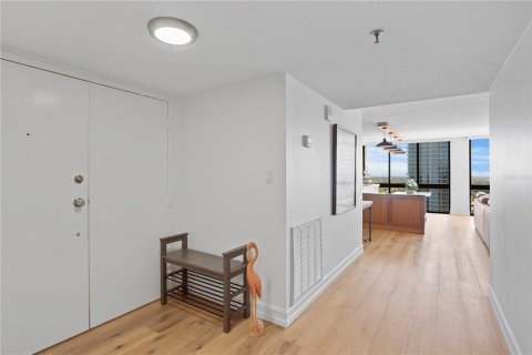 Condominio en venta en Tampa, Florida, 2 dormitorios, 158.12 m2 № 1837487 - foto 5