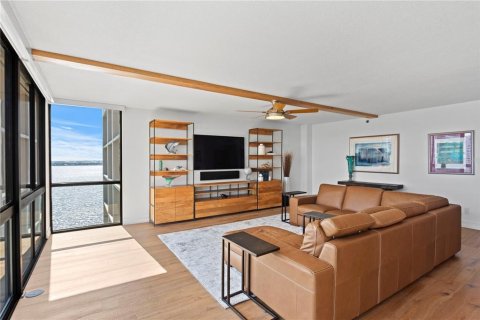 Condominio en venta en Tampa, Florida, 2 dormitorios, 158.12 m2 № 1837487 - foto 8