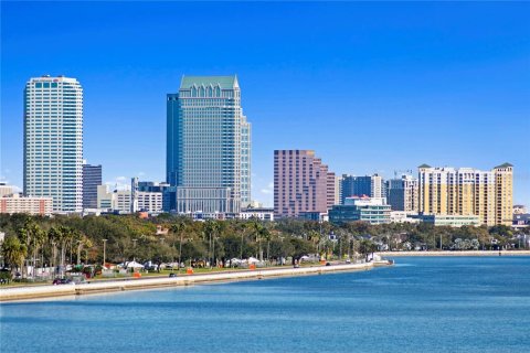 Condominio en venta en Tampa, Florida, 2 dormitorios, 158.12 m2 № 1837487 - foto 26