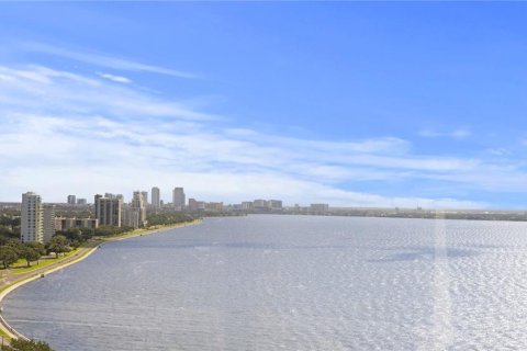 Condominio en venta en Tampa, Florida, 2 dormitorios, 158.12 m2 № 1837487 - foto 1