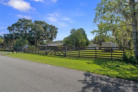 Villa ou maison à vendre à Homosassa, Floride: 2 chambres, 105.35 m2 № 2399345 - photo 28