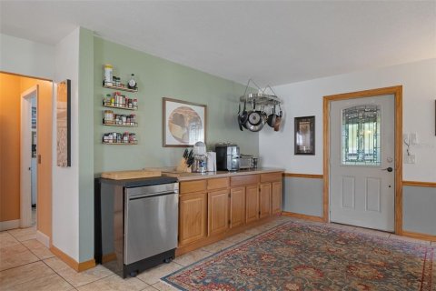Villa ou maison à vendre à Homosassa, Floride: 2 chambres, 105.35 m2 № 2399345 - photo 5