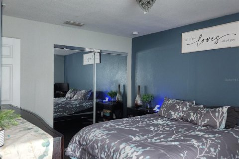 House in Umatilla, Florida 3 bedrooms, 98.1 sq.m. № 1873585 - photo 14