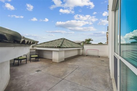 Condo in Tampa, Florida, 3 bedrooms  № 1884707 - photo 29