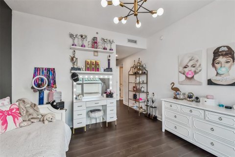 Condo in Tampa, Florida, 3 bedrooms  № 1884707 - photo 25