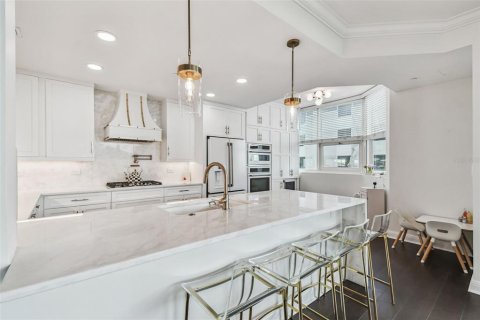 Condo in Tampa, Florida, 3 bedrooms  № 1884707 - photo 9