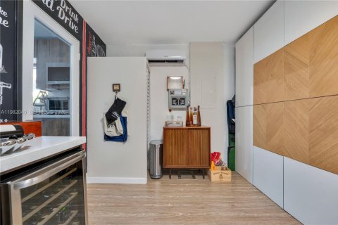 Купить виллу или дом в Майами, Флорида 3 спальни, 157.93м2, № 2043664 - фото 15