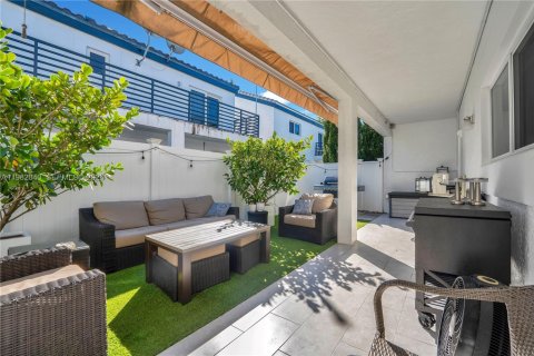 Купить виллу или дом в Майами, Флорида 3 спальни, 157.93м2, № 2043664 - фото 27
