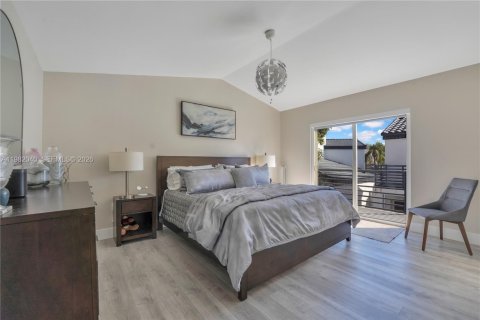 Купить виллу или дом в Майами, Флорида 3 спальни, 157.93м2, № 2043664 - фото 16