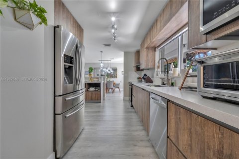 Купить виллу или дом в Майами, Флорида 3 спальни, 157.93м2, № 2043664 - фото 9