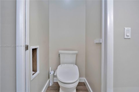 Купить виллу или дом в Майами, Флорида 3 спальни, 157.93м2, № 2043664 - фото 21