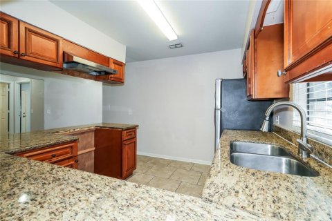 Villa ou maison à louer à Tampa, Floride: 3 chambres, 189.15 m2 № 1882692 - photo 8