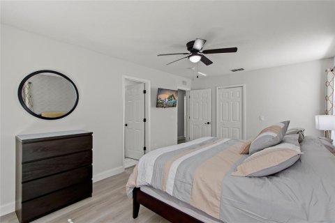 Adosado en venta en Davenport, Florida, 4 dormitorios, 172.43 m2 № 2226553 - foto 25
