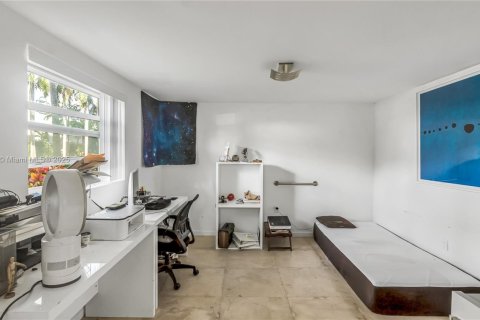 Condominio en venta en Bay Harbor Islands, Florida, 3 dormitorios, 156.08 m2 № 1946045 - foto 19
