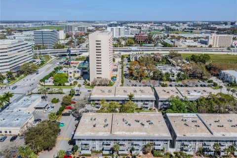 Condo in Tampa, Florida, 1 bedroom  № 1847169 - photo 27